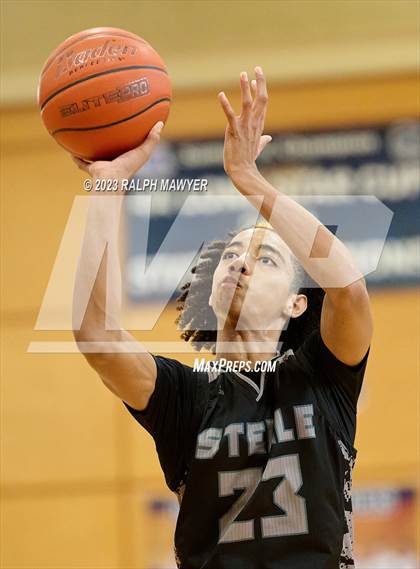 Thumbnail 1 in Steele @ Boerne-Champion photogallery.