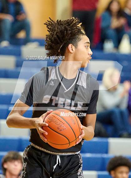 Thumbnail 2 in Steele @ Boerne-Champion photogallery.