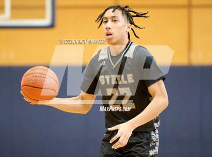 Thumbnail 1 in Steele @ Boerne-Champion photogallery.