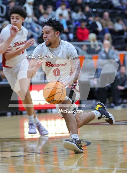 Thumbnail 1 in Westmoore @ Mustang photogallery.