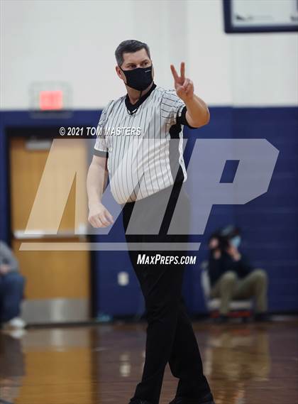 Thumbnail 2 in Shelby vs. Farmville Central (NCHSAA 2A Championship) photogallery.