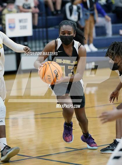 Thumbnail 3 in Shelby vs. Farmville Central (NCHSAA 2A Championship) photogallery.