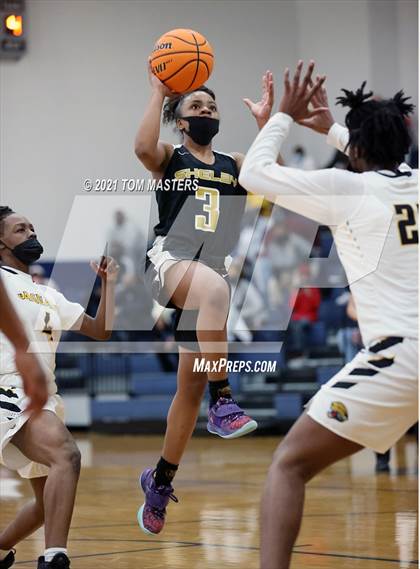 Thumbnail 2 in Shelby vs. Farmville Central (NCHSAA 2A Championship) photogallery.