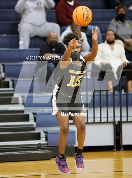 Thumbnail 1 in Shelby vs. Farmville Central (NCHSAA 2A Championship) photogallery.