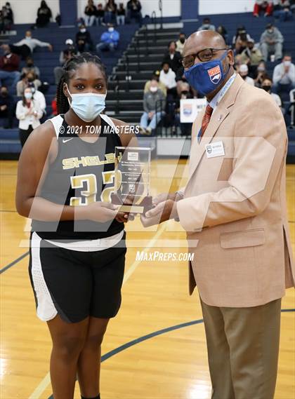 Thumbnail 2 in Shelby vs. Farmville Central (NCHSAA 2A Championship) photogallery.