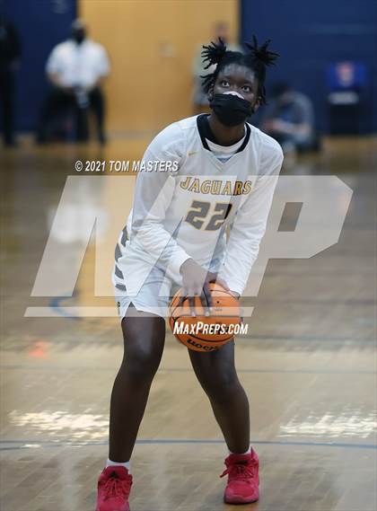 Thumbnail 3 in Shelby vs. Farmville Central (NCHSAA 2A Championship) photogallery.