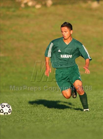 Thumbnail 1 in Ramapo @ Suffern photogallery.