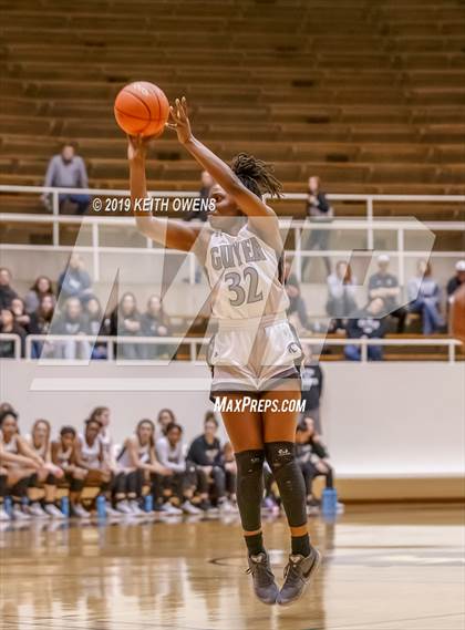 Thumbnail 3 in Guyer vs. Skyline (UIL 6A Regional Quarterfinals Playoff) photogallery.