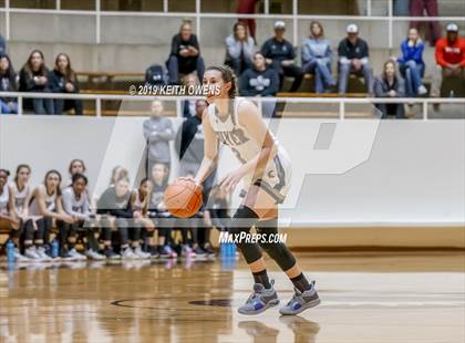 Thumbnail 1 in Guyer vs. Skyline (UIL 6A Regional Quarterfinals Playoff) photogallery.