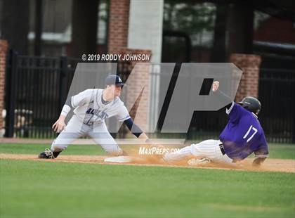 Thumbnail 3 in Airline @ Sam Houston photogallery.