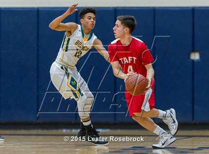 Thumbnail 2 in Taft @ Holmes photogallery.
