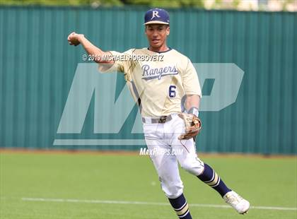Thumbnail 1 in Sachse vs. Dallas Jesuit (UIL 6A Bi-District Playoff) photogallery.