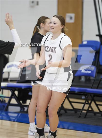 Thumbnail 2 in Central vs Ozark (Bill Rowe's Queen City Showcase) photogallery.