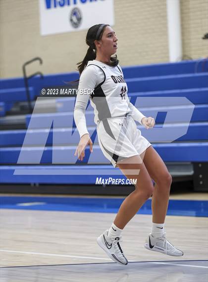 Thumbnail 3 in Central vs Ozark (Bill Rowe's Queen City Showcase) photogallery.