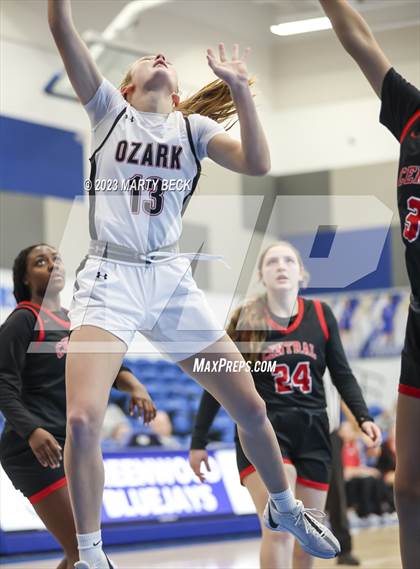 Thumbnail 3 in Central vs Ozark (Bill Rowe's Queen City Showcase) photogallery.