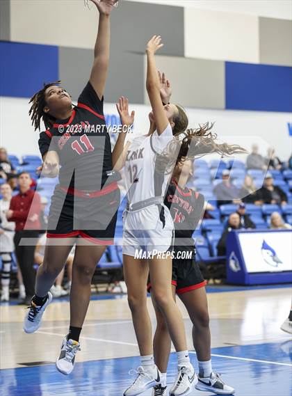 Thumbnail 1 in Central vs Ozark (Bill Rowe's Queen City Showcase) photogallery.