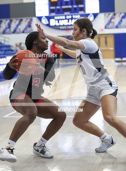 Thumbnail 2 in Central vs Ozark (Bill Rowe's Queen City Showcase) photogallery.