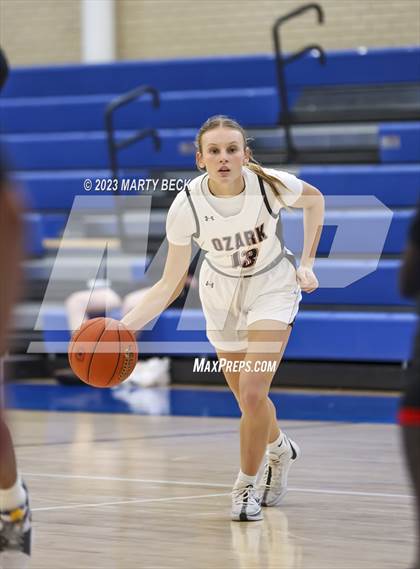 Thumbnail 3 in Central vs Ozark (Bill Rowe's Queen City Showcase) photogallery.