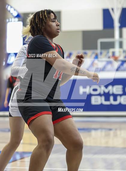 Thumbnail 1 in Central vs Ozark (Bill Rowe's Queen City Showcase) photogallery.