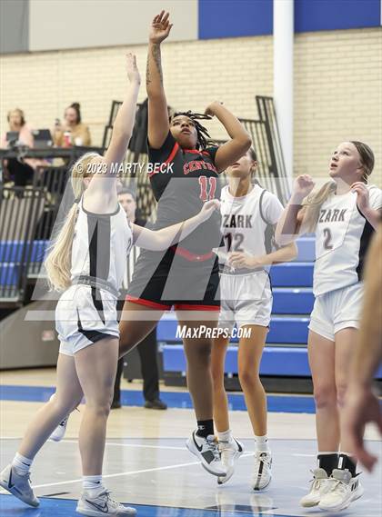 Thumbnail 3 in Central vs Ozark (Bill Rowe's Queen City Showcase) photogallery.