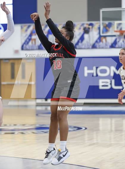 Thumbnail 1 in Central vs Ozark (Bill Rowe's Queen City Showcase) photogallery.