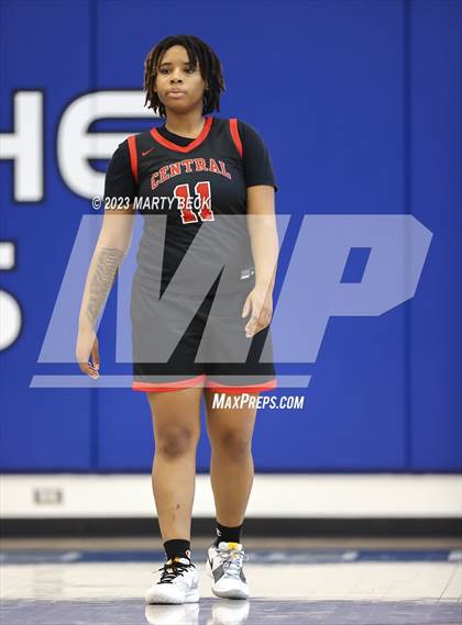 Thumbnail 2 in Central vs Ozark (Bill Rowe's Queen City Showcase) photogallery.