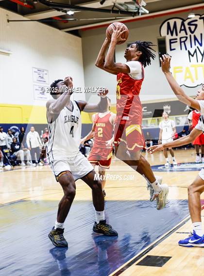 Thumbnail 3 in Cardinal Hayes vs Eagle Academy (City Is Mine Classic) photogallery.