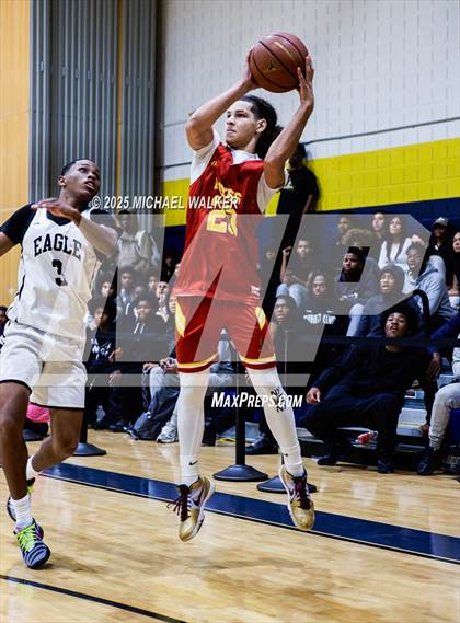Thumbnail 3 in Cardinal Hayes vs Eagle Academy (City Is Mine Classic) photogallery.