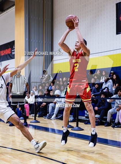 Thumbnail 1 in Cardinal Hayes vs Eagle Academy (City Is Mine Classic) photogallery.