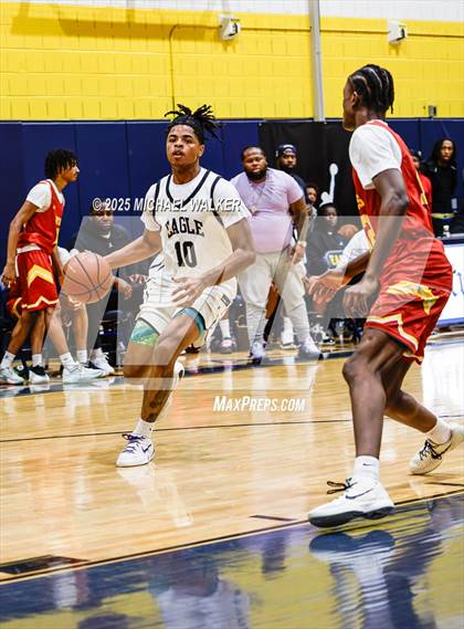 Thumbnail 3 in Cardinal Hayes vs Eagle Academy (City Is Mine Classic) photogallery.