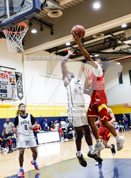 Thumbnail 3 in Cardinal Hayes vs Eagle Academy (City Is Mine Classic) photogallery.
