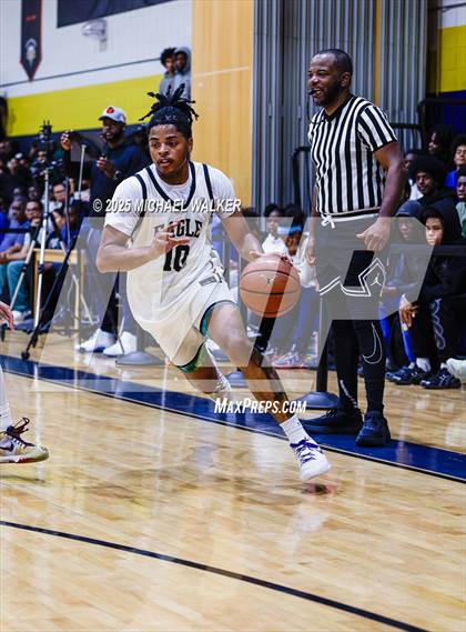 Thumbnail 2 in Cardinal Hayes vs Eagle Academy (City Is Mine Classic) photogallery.