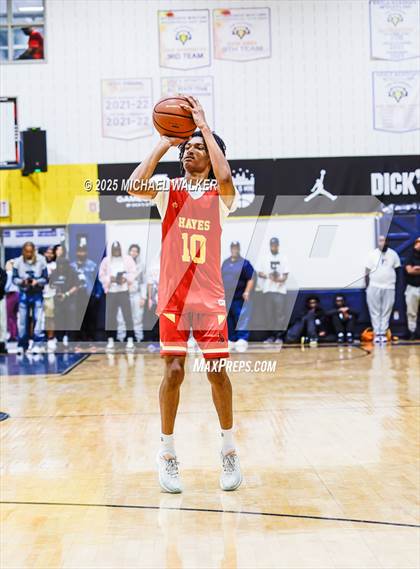 Thumbnail 3 in Cardinal Hayes vs Eagle Academy (City Is Mine Classic) photogallery.