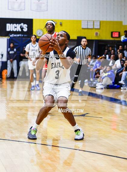 Thumbnail 3 in Cardinal Hayes vs Eagle Academy (City Is Mine Classic) photogallery.