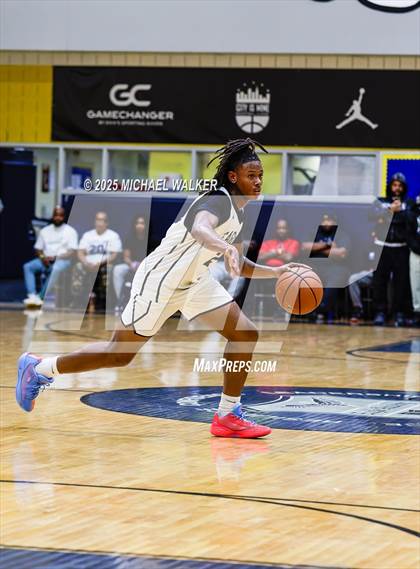 Thumbnail 3 in Cardinal Hayes vs Eagle Academy (City Is Mine Classic) photogallery.