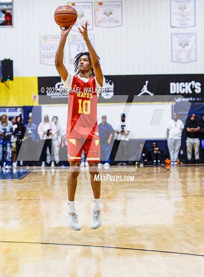 Thumbnail 1 in Cardinal Hayes vs Eagle Academy (City Is Mine Classic) photogallery.