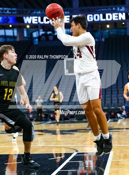 Thumbnail 3 in Del Oro vs. Whitney (@ Golden One) photogallery.