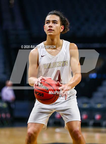 Thumbnail 1 in Del Oro vs. Whitney (@ Golden One) photogallery.