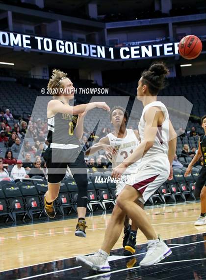 Thumbnail 2 in Del Oro vs. Whitney (@ Golden One) photogallery.