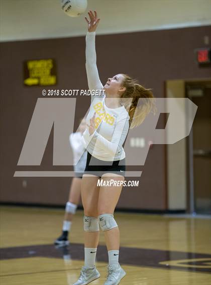Thumbnail 3 in Point Loma @ Temecula Valley photogallery.