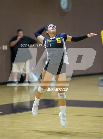 Thumbnail 1 in Point Loma @ Temecula Valley photogallery.