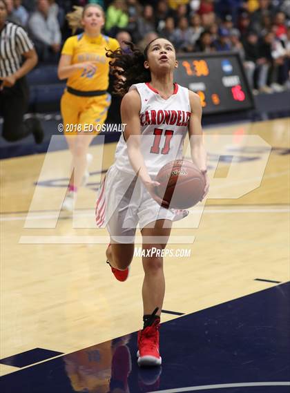 Thumbnail 3 in Heritage vs. Carondelet (CIF NCS D1 Final) photogallery.