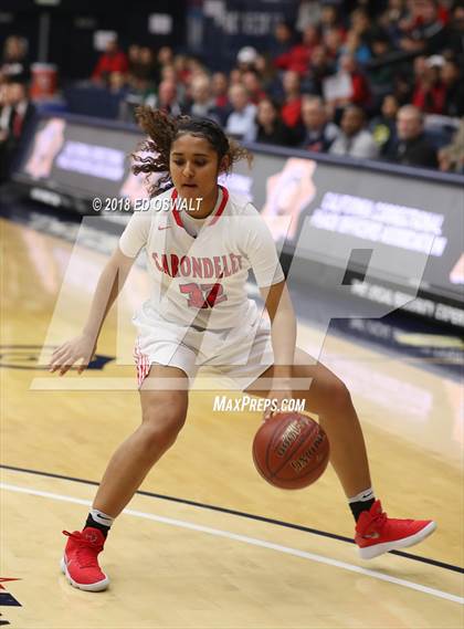 Thumbnail 1 in Heritage vs. Carondelet (CIF NCS D1 Final) photogallery.