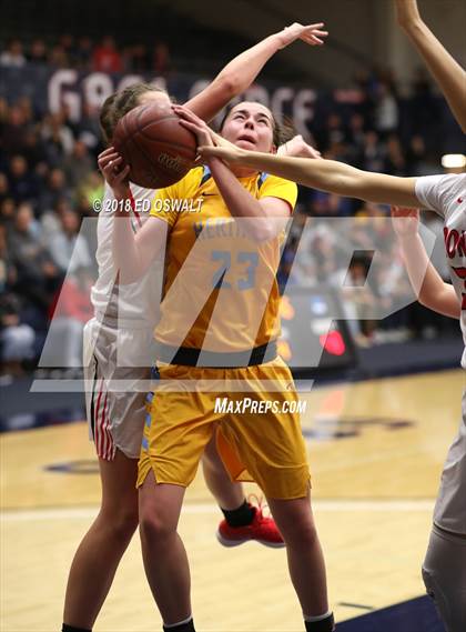 Thumbnail 3 in Heritage vs. Carondelet (CIF NCS D1 Final) photogallery.