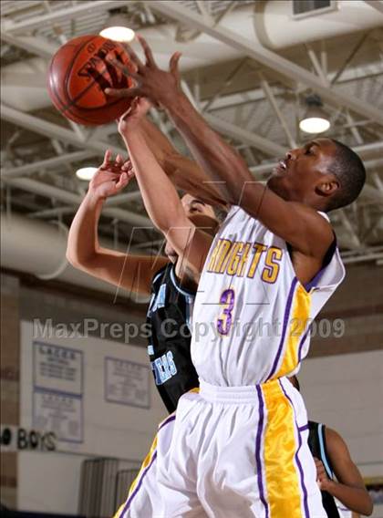 Thumbnail 3 in Lynwood vs. Precision (MLK Hoops Shootout) photogallery.