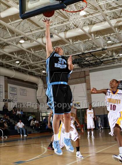 Thumbnail 3 in Lynwood vs. Precision (MLK Hoops Shootout) photogallery.