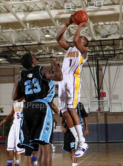 Thumbnail 2 in Lynwood vs. Precision (MLK Hoops Shootout) photogallery.