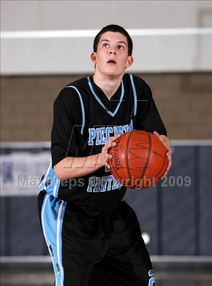 Thumbnail 2 in Lynwood vs. Precision (MLK Hoops Shootout) photogallery.