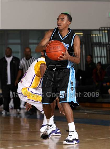 Thumbnail 1 in Lynwood vs. Precision (MLK Hoops Shootout) photogallery.