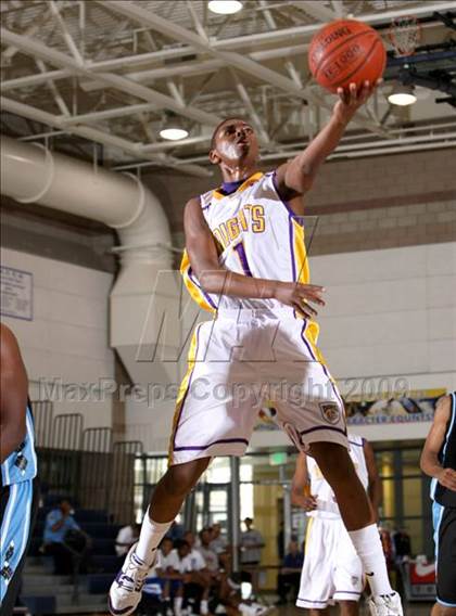 Thumbnail 3 in Lynwood vs. Precision (MLK Hoops Shootout) photogallery.